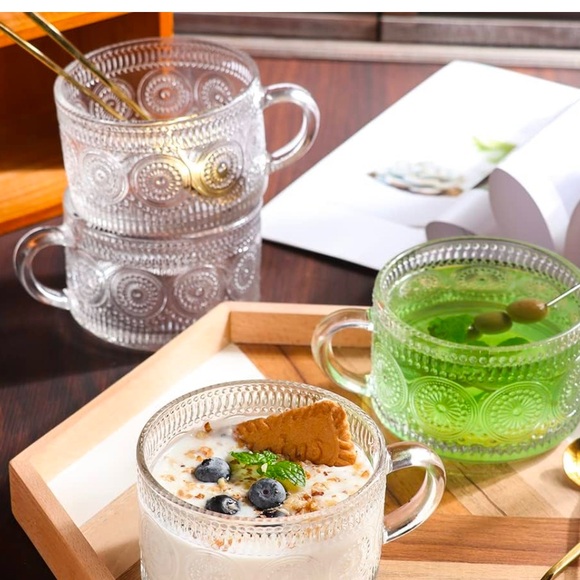 Vintage Embossed glass/bowls - Picture 3 of 5